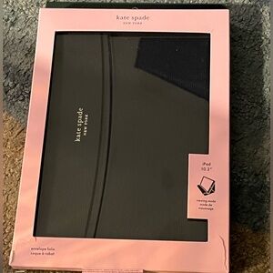 Kate spade iPad case 10.2” (new)